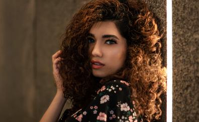 Woman model, gorgeous, curly hair