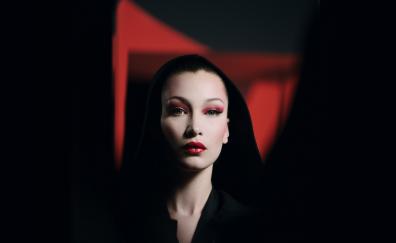 Bella Hadid, Dior Halloween, makeup, 2018