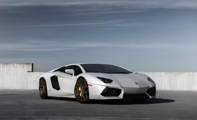 White sports car, Lamborghini Aventador, front