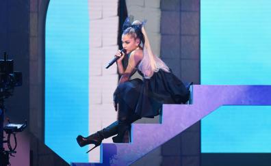 2018, beautiful, stair, sit, Ariana Grande, concert