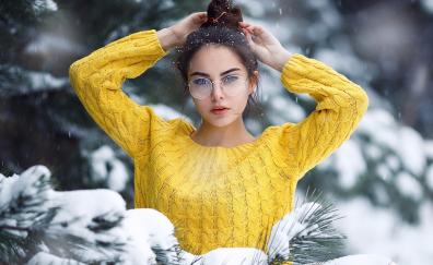 Winter, woman model, arms up, outdoor, sunglasses