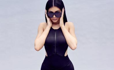 Kylie Jenner, super model, sunglasses