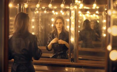 Mirror reflections, Emilia Clarke, beautiful