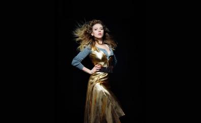 Scarlett Johansson, golden dress, celebrity
