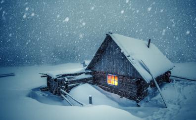 House light, winter, snowfall