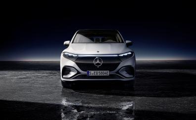 2022 Mercedes-Benz EQS SUV, luxury white car