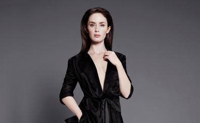 Sexy, black dress, Emily Blunt