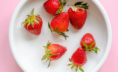 Red fruits, strawberries
